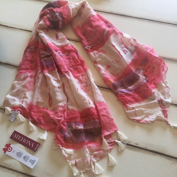 Scarf - Picture 1 of 3